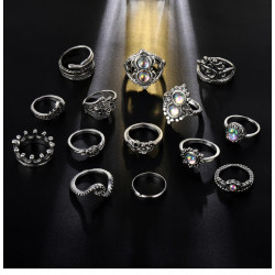 Kit com 16 Anéis Boêmio Vintage Coroas Onda Coruja Coração Pena